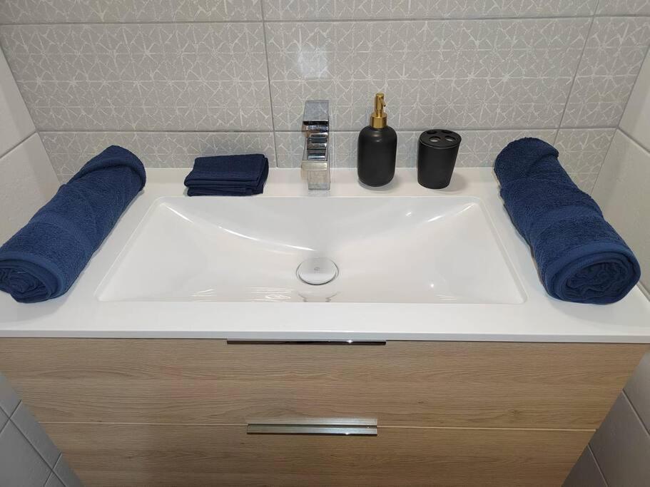 T2 La Voute Gontardaise Apartment Les Granges-Gontardes Bagian luar foto